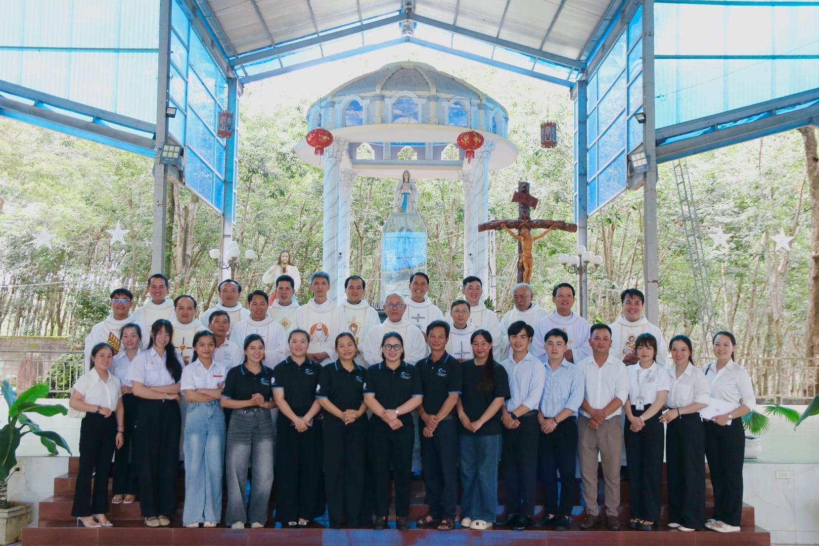 Thánh lễ mừng bổn mạng Ban Truyền thông Giáo hạt Bình Long và ra mắt Ban Đại diện Truyền thông Giáo hạt
